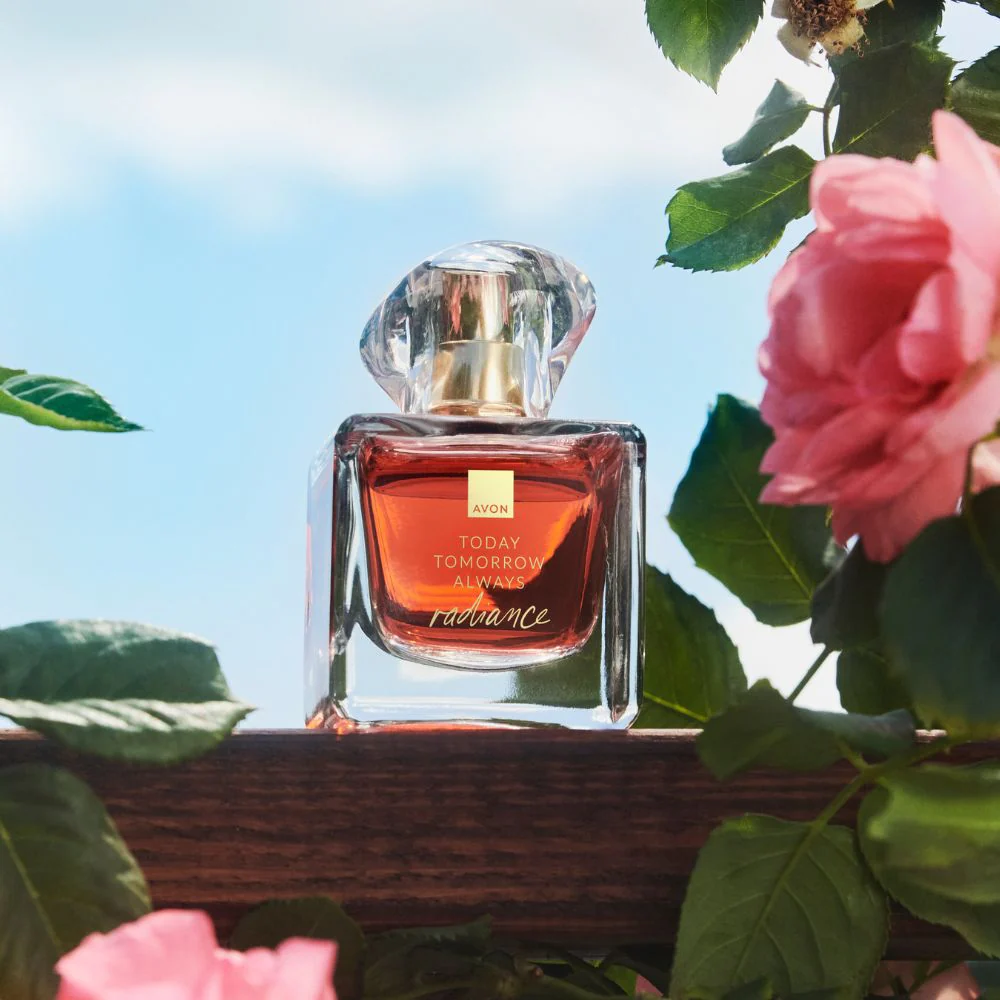 Radiance Eau de Parfum - 50ml 6 Radiance Eau de Parfum - 50ml