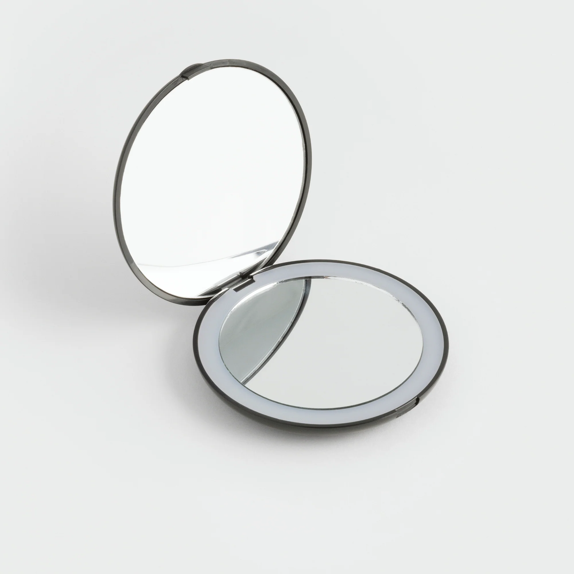 Foldable Compact LED Mirror 1 Foldable Compact LED Mirror