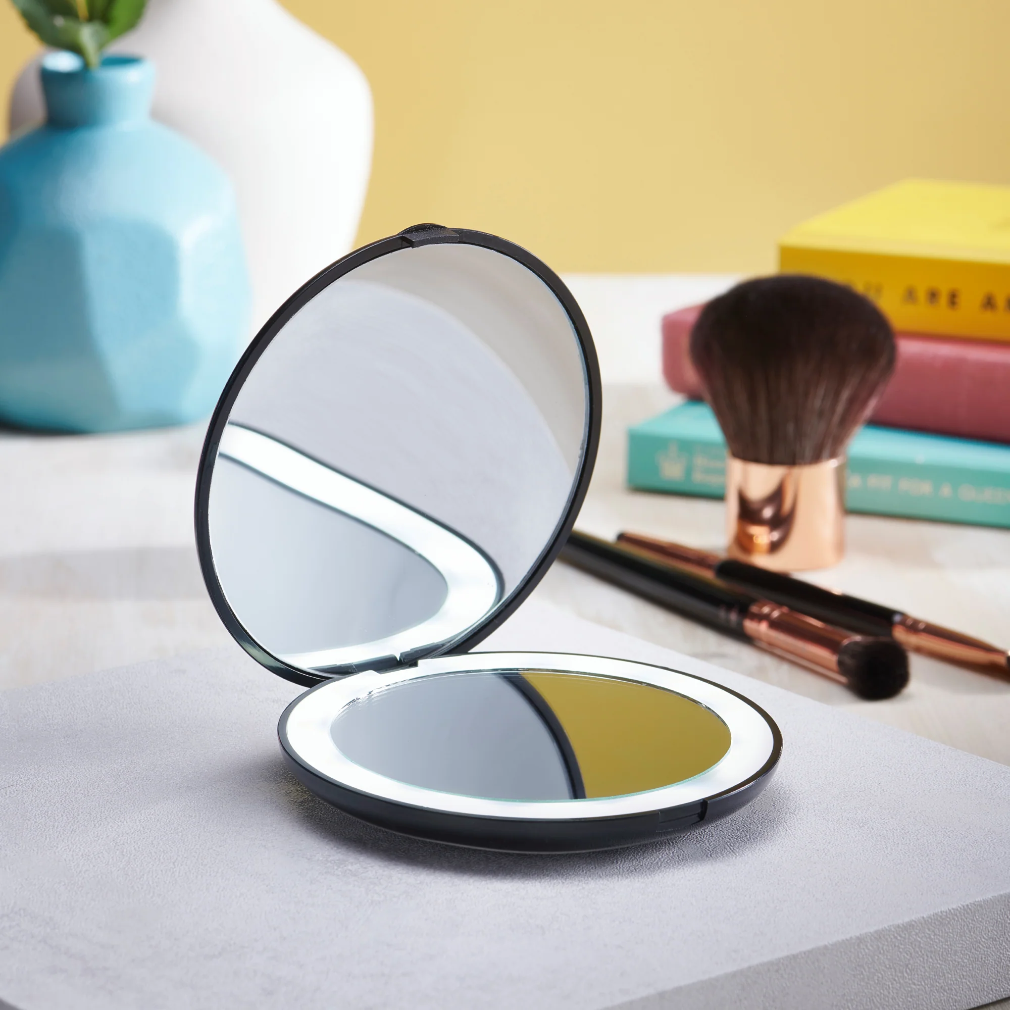 Foldable Compact LED Mirror 6 Foldable Compact LED Mirror
