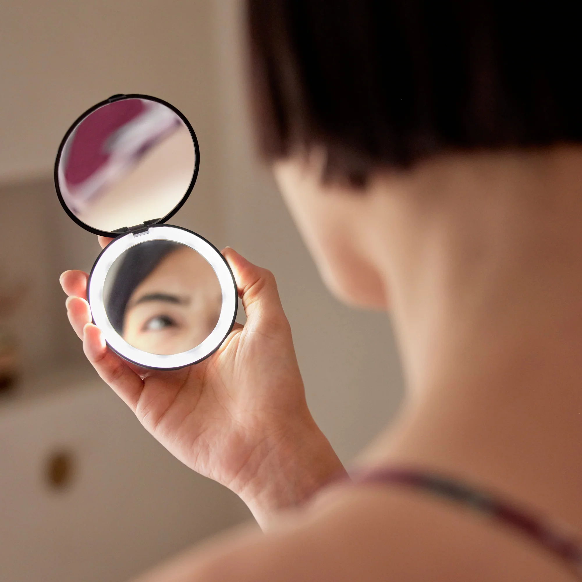 Foldable Compact LED Mirror 7 Foldable Compact LED Mirror